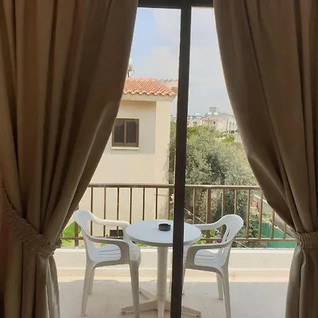 Arilena Holiday Apartments Paphos Exterior photo